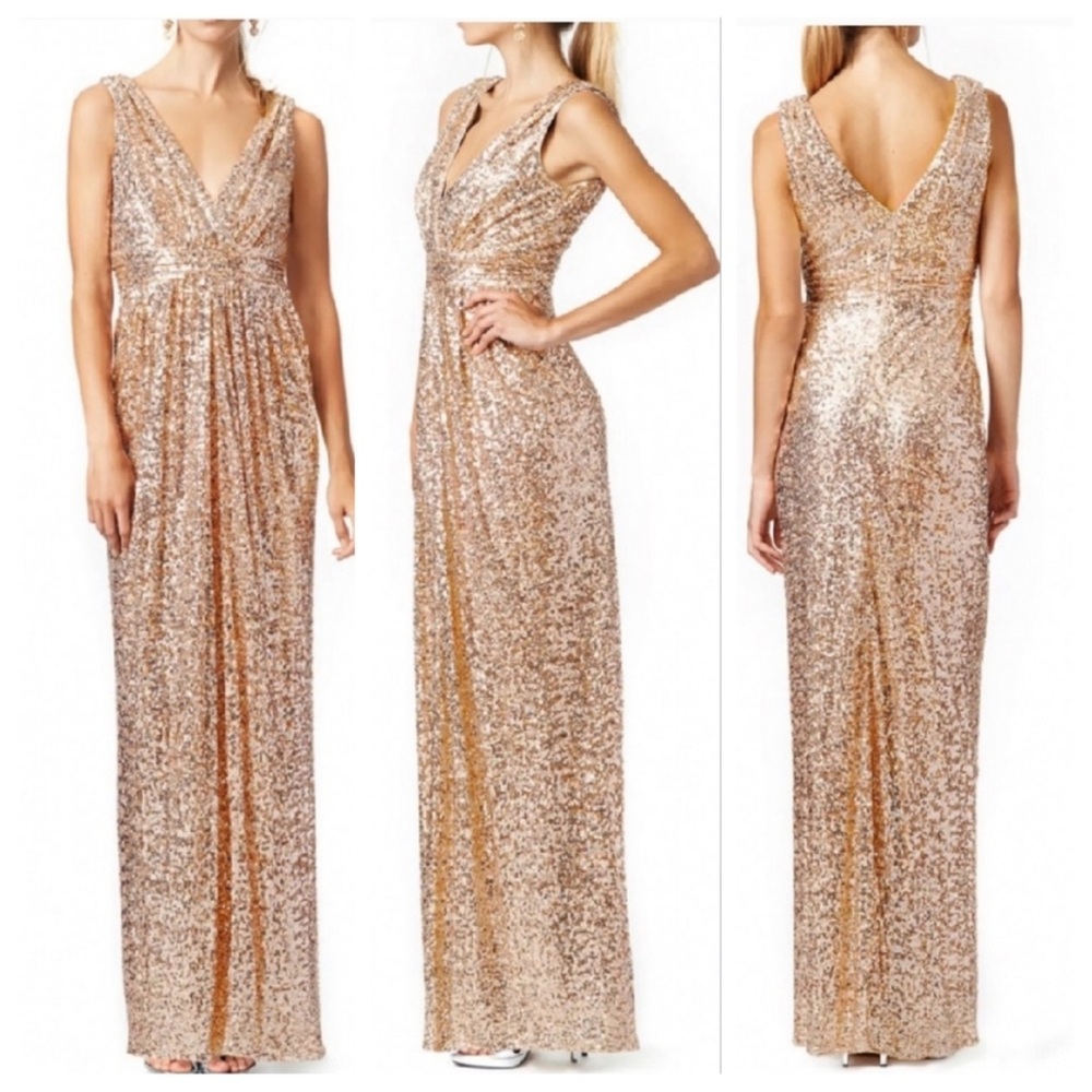 ⭐️ Badgley Mischka Champagne Sequin V-Neck Gown